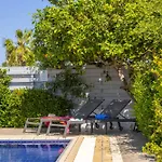 Azure Luxury Pool