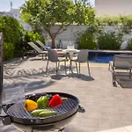 Azure Luxury Pool *