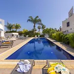 Villa Azure Luxury Pool
