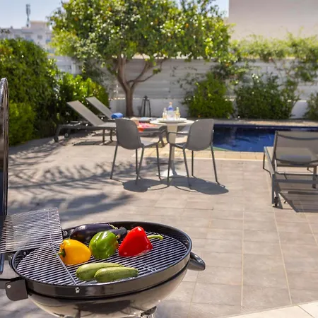 Azure Luxury Pool *