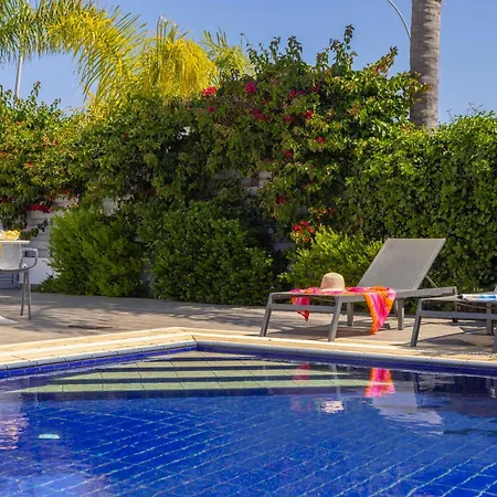 Villa Azure Luxury Pool *