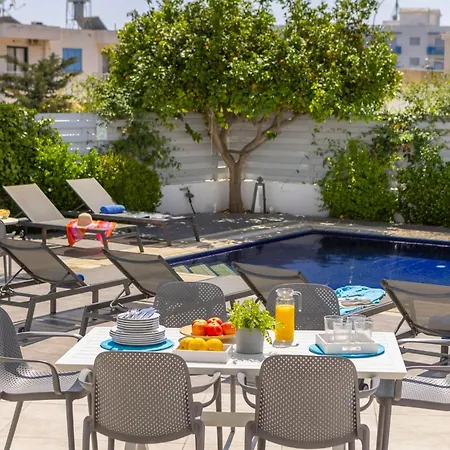 Azure Luxury Pool * Protaras