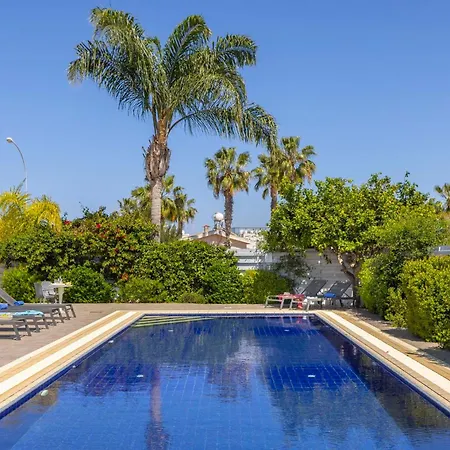 Azure Luxury Pool *