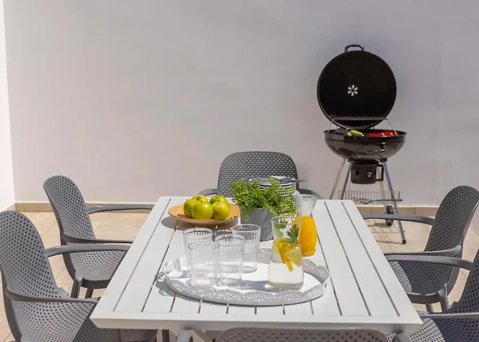 Villa Azure Luxury Pool