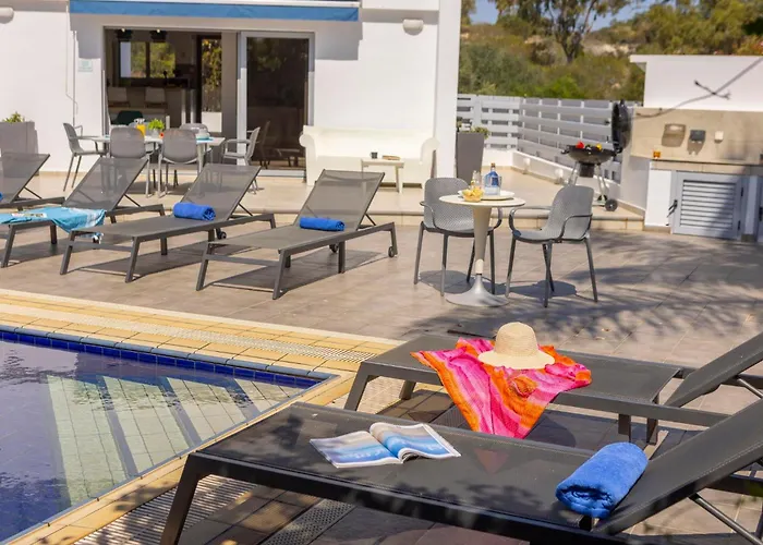 Villa Azure Luxury Pool *