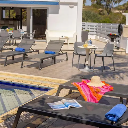 Villa Azure Luxury Pool *