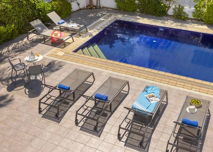 וילה Azure Luxury Pool